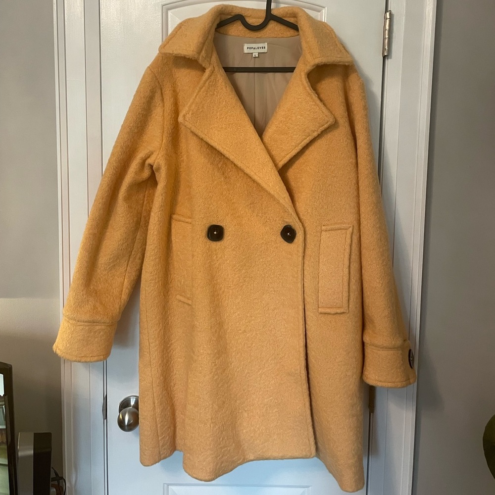 Yellow Coat, Size Large